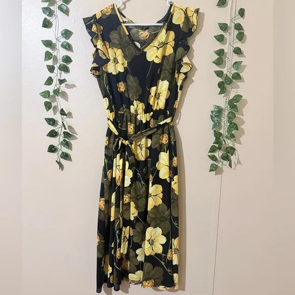 SHEIN Black and Yellow Floral Maxi Dress - Picture 2 of 7